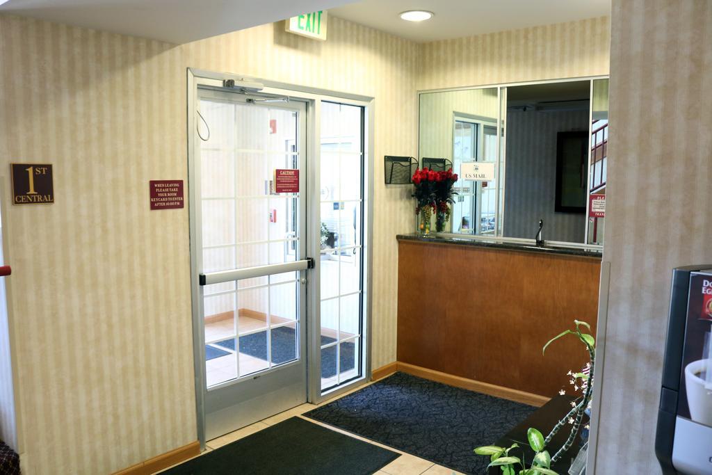 Hometown Inn & Suites Schererville Esterno foto